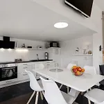 Holiday home Happy-nest