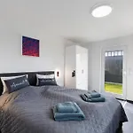 Happy-nest Holiday home