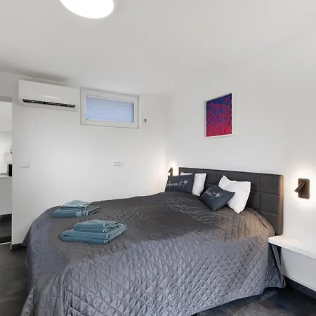 Happy-nest Дом отдыха *