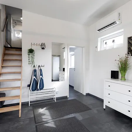 Holiday home Happy-nest
